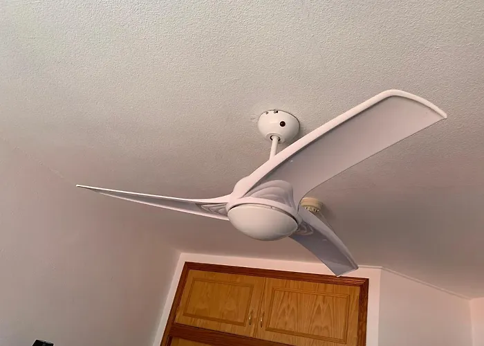 Iguazu Seaview Near Yumbo شقة بلايا ديل إنغلز