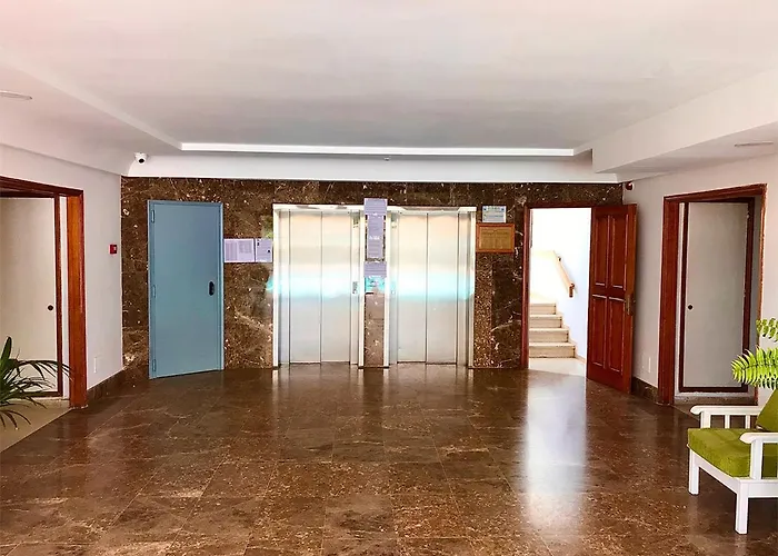 Iguazu Seaview Near Yumbo Appartement