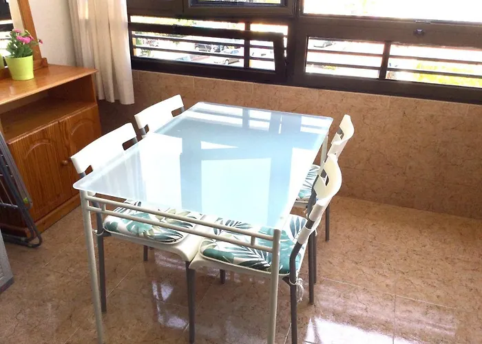 Apartament Iguazu Seaview Near Yumbo Playa del Inglés