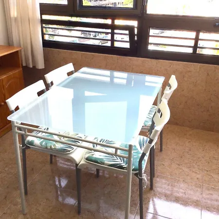 Apartment Iguazu Seaview Near Yumbo Playa del Inglés